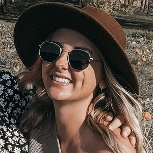 Meet your Posher, Kristi